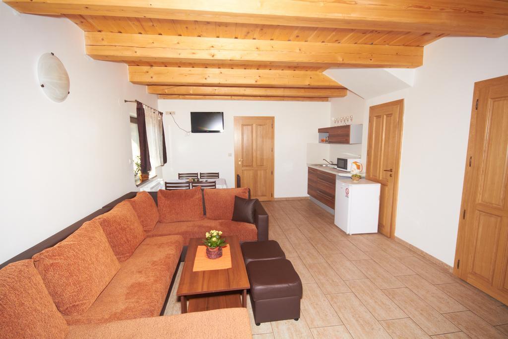 U Haryho Hotel Dolní Bečva Bagian luar foto
